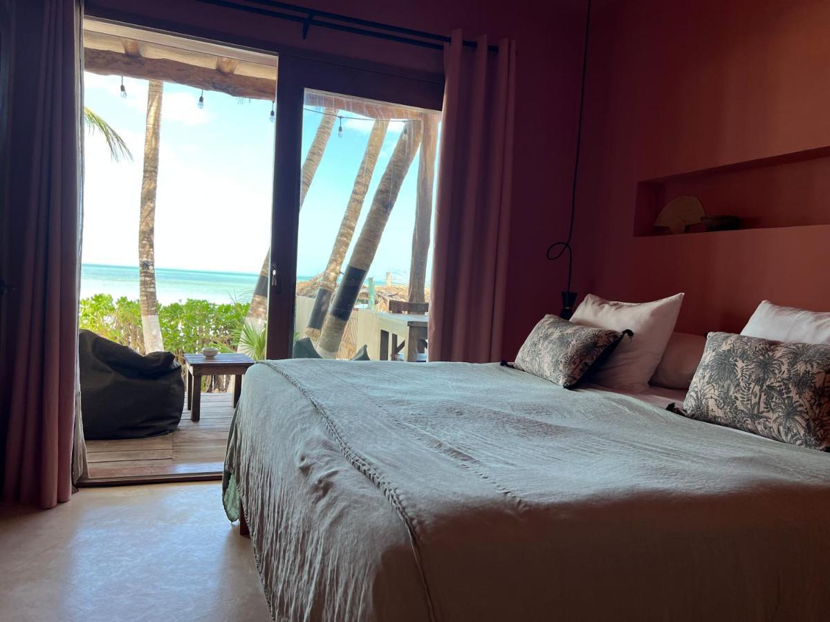 Casa Cat Ba Beachfront Boutique Hotel Isla Holbox Exteriör bild