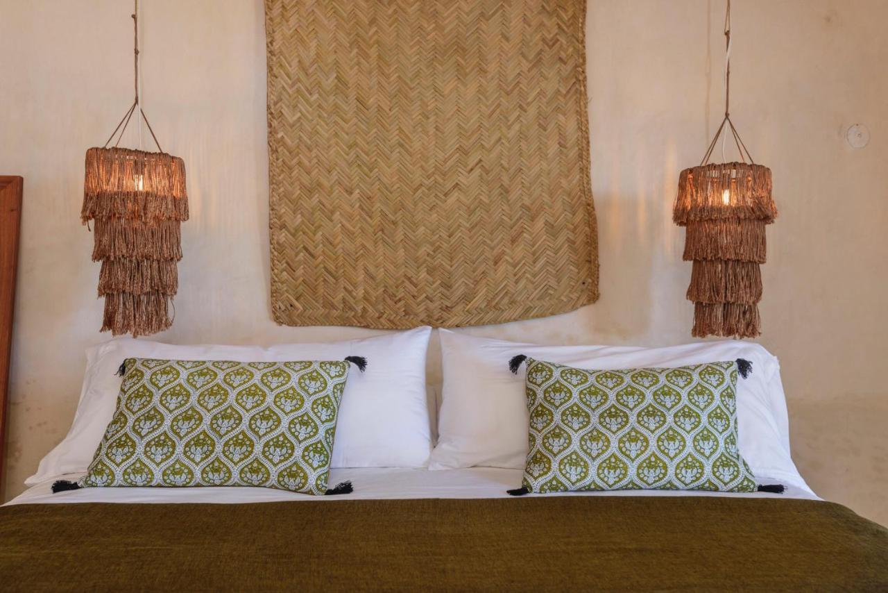 Casa Cat Ba Beachfront Boutique Hotel Isla Holbox Exteriör bild